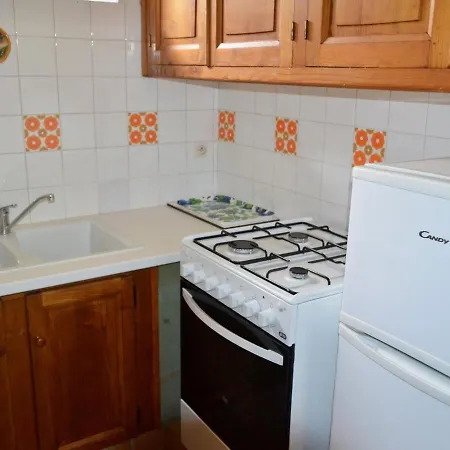 Casa vacanze Enticing Holiday In With Swimming Pool